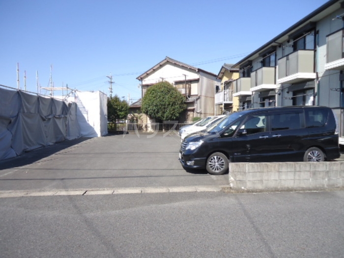 15/20 駐車場