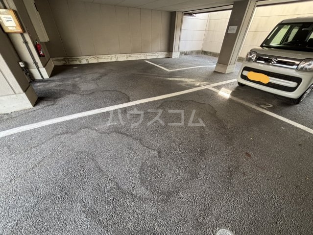 21/29 駐車場