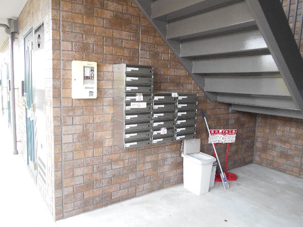 21/26 エントランス