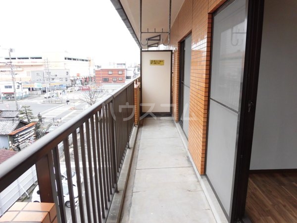 17/30 バルコニー