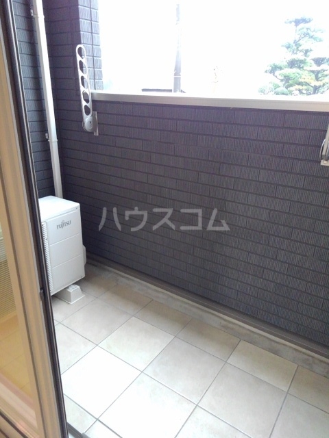 13/22 バルコニー