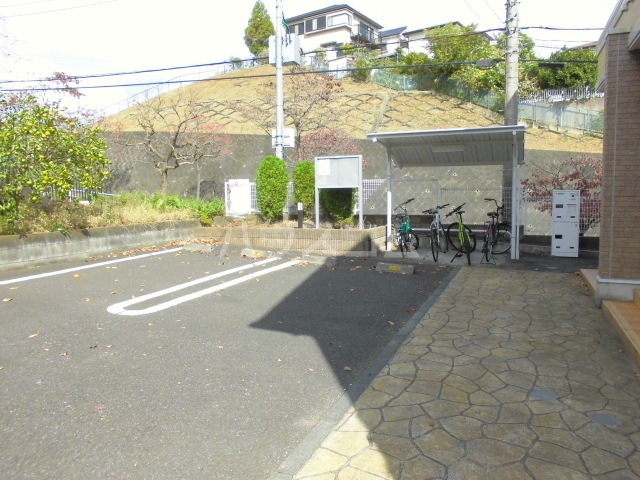 15/27 駐車場