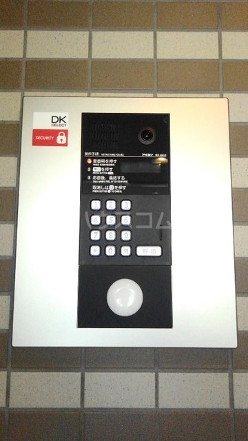 14/15 エントランス