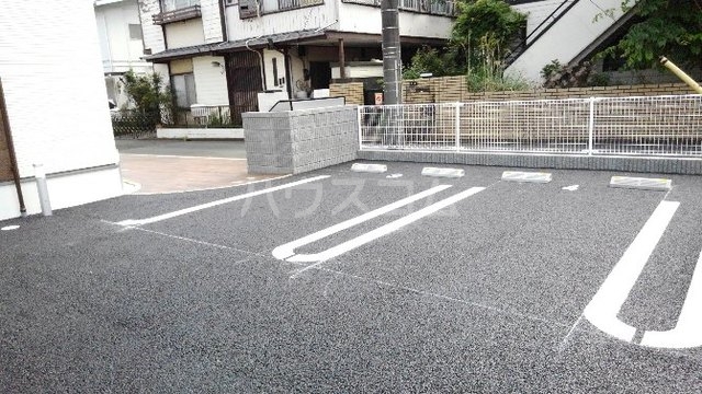 17/26 駐車場