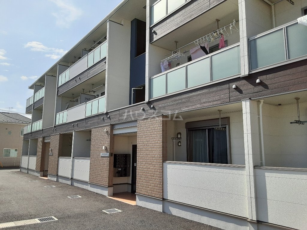 2/30 外観