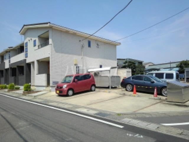 17/23 駐車場
