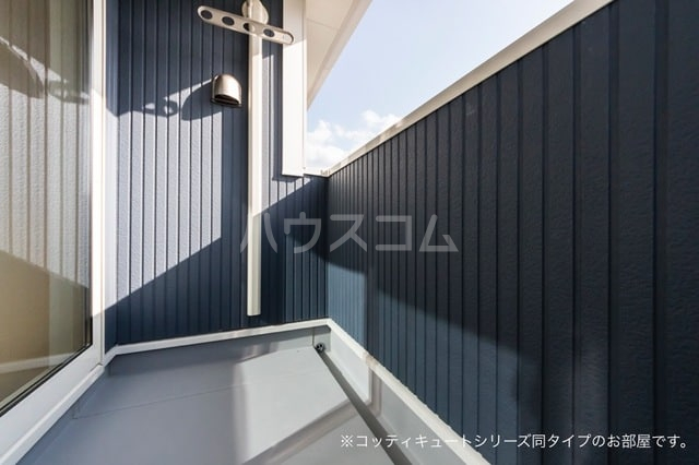 13/21 バルコニー