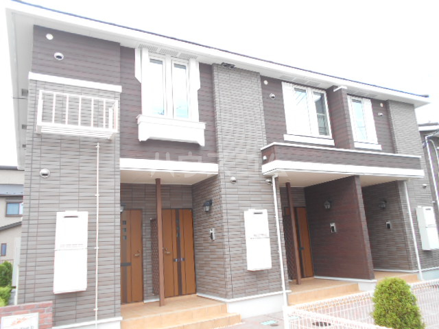 28/30 エントランス