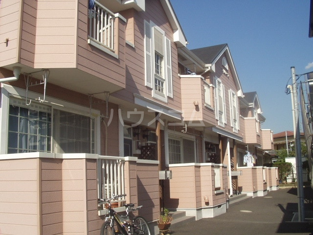 16/22 エントランス