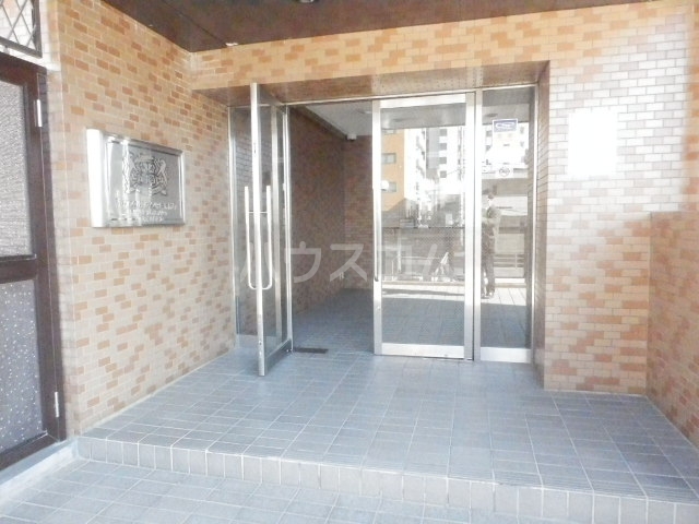 2/6 エントランス