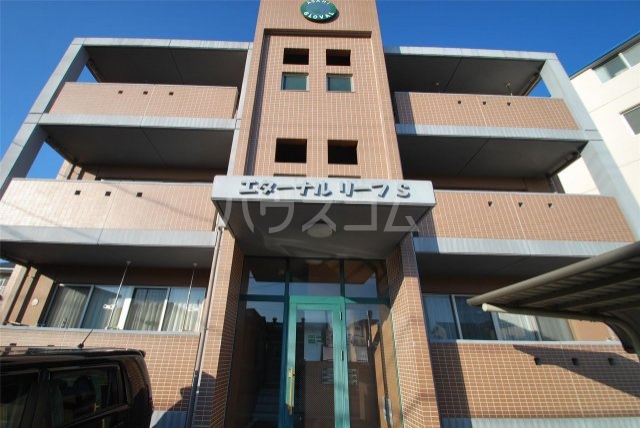 13/21 エントランス