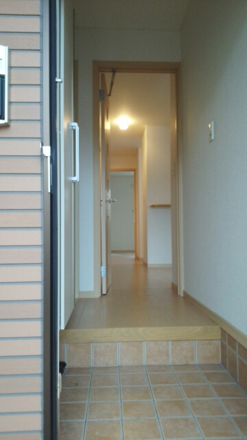 24/30 エントランス