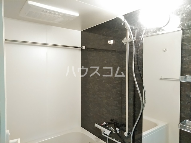 16/25 エントランス