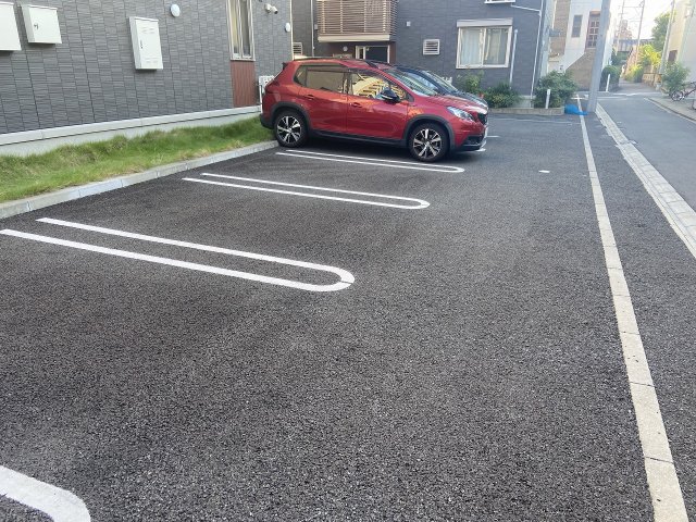 22/30 駐車場