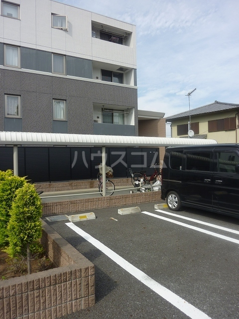 3/10 駐車場