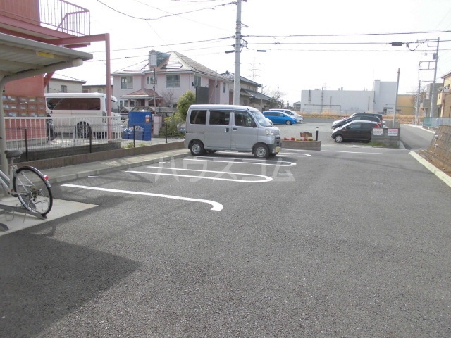 15/27 駐車場