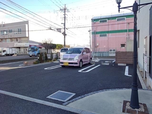 16/28 駐車場