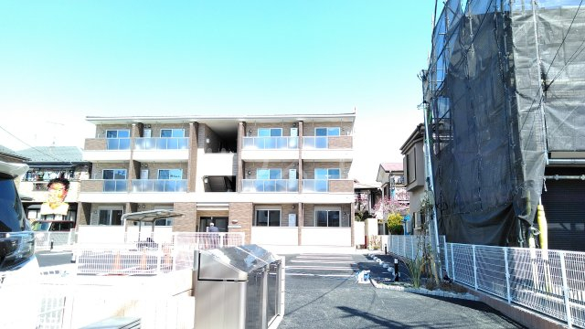 3/6 エントランス