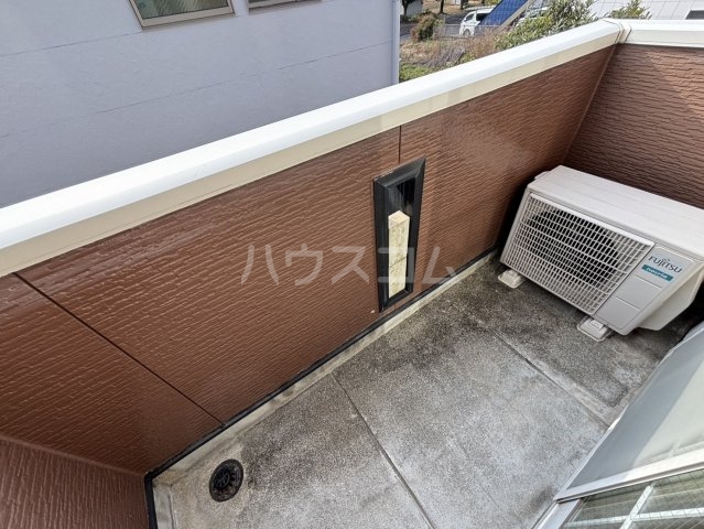 21/28 バルコニー