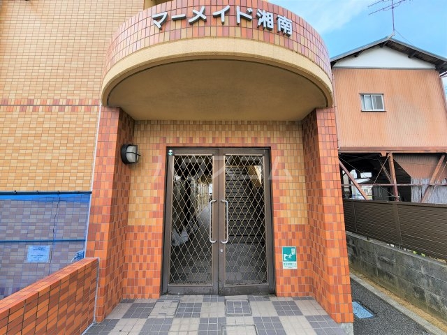 18/26 エントランス