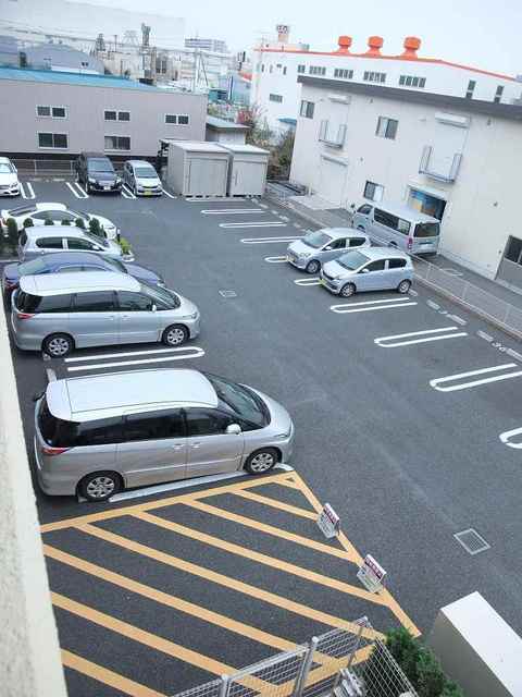 2/8 駐車場