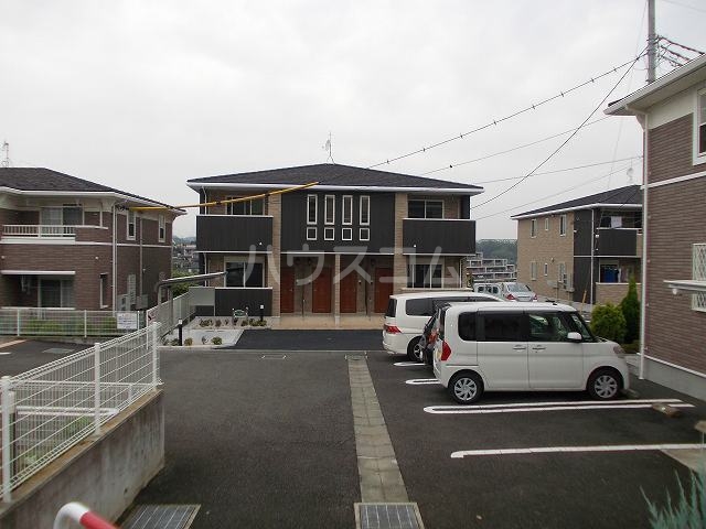 14/20 駐車場