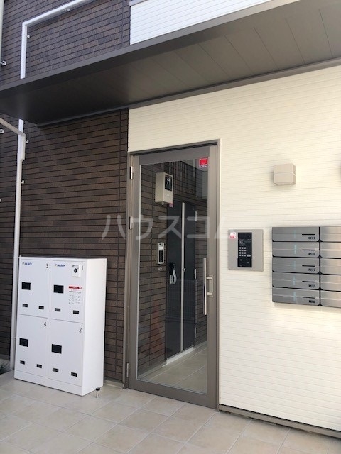 15/21 エントランス