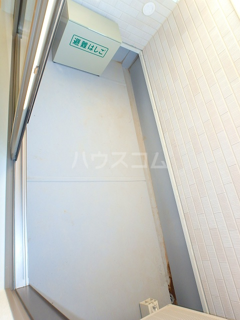 18/25 バルコニー