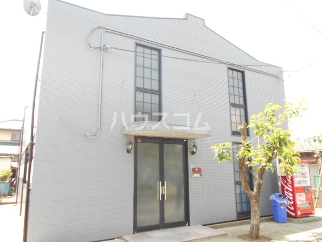 24/27 エントランス