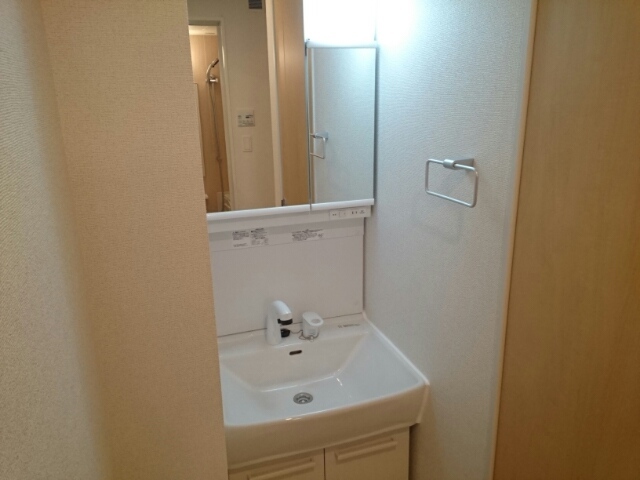 13/28 洗面