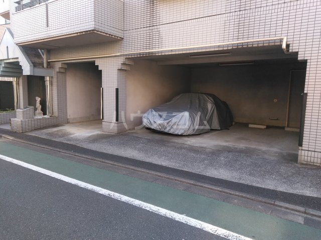 28/29 駐車場