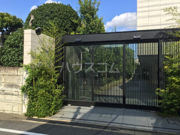 15/20 エントランス