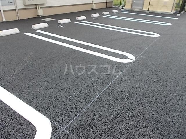 14/20 駐車場