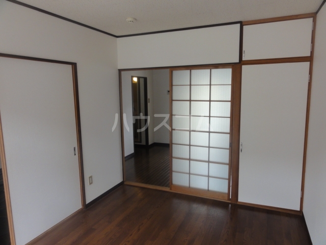 22/30 エントランス