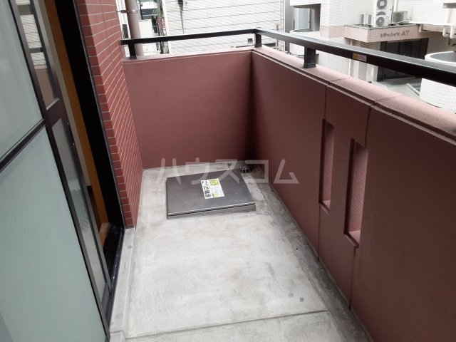 20/30 バルコニー