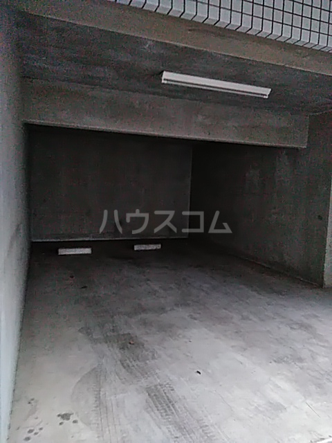 19/27 駐車場