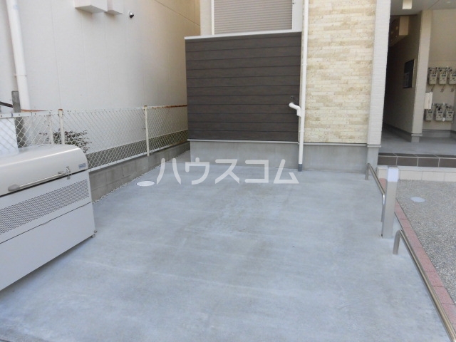 22/30 駐車場