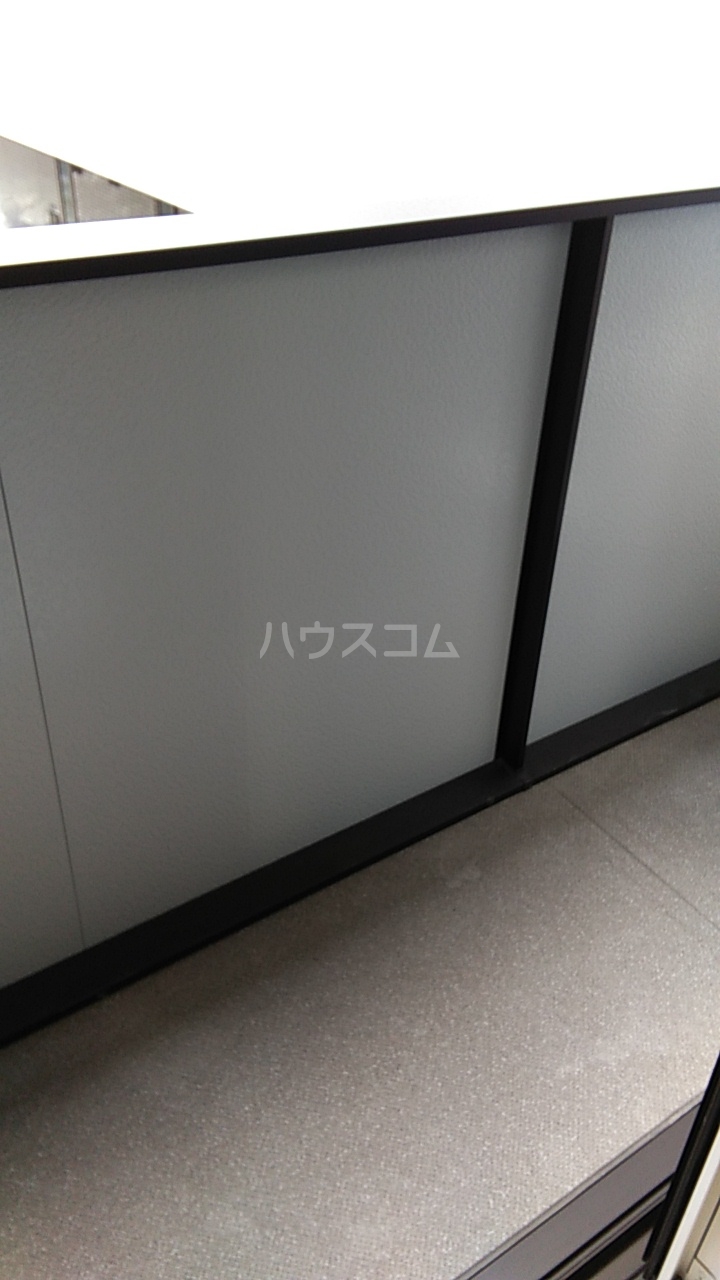 16/27 バルコニー