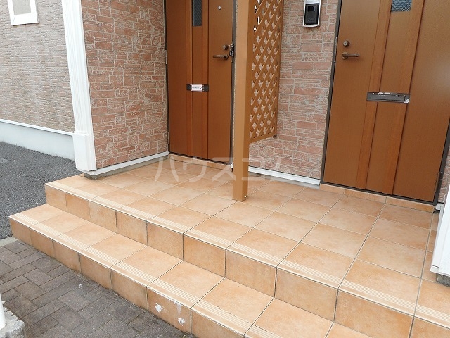 13/20 エントランス