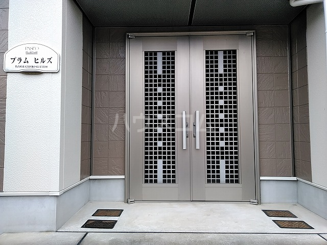 29/30 エントランス