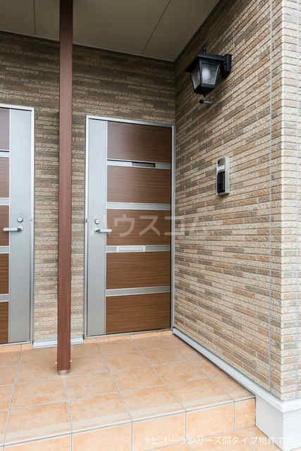 15/21 エントランス