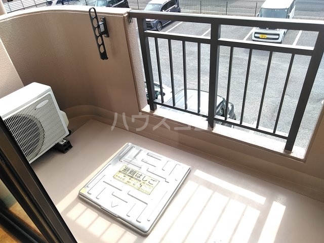 13/23 バルコニー