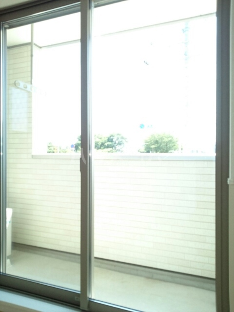 18/27 バルコニー