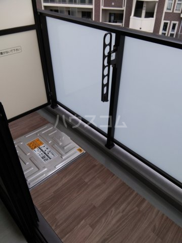 17/28 バルコニー