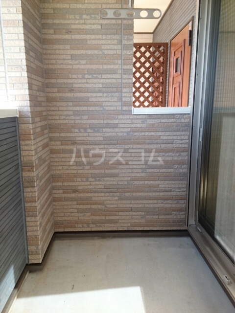 13/19 バルコニー