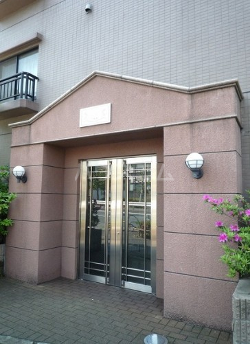 17/28 エントランス