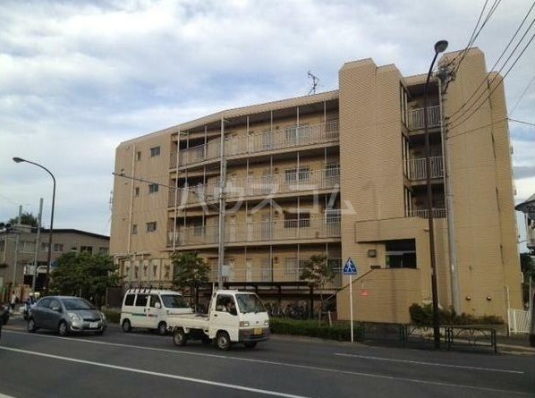 17/27 エントランス