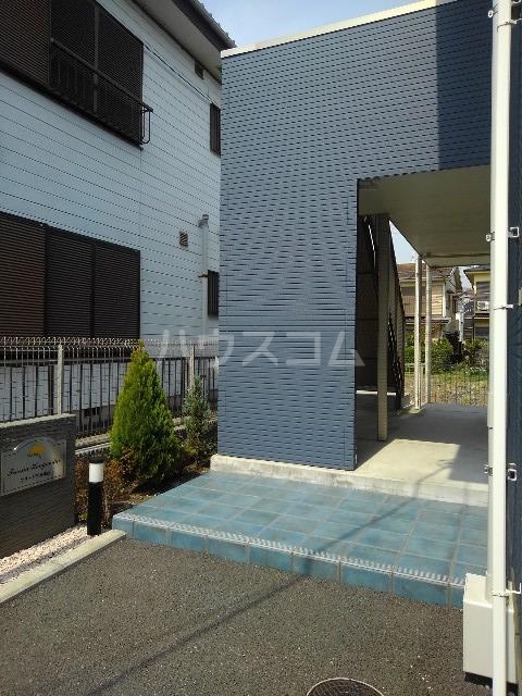 15/25 エントランス