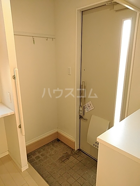 13/30 玄関