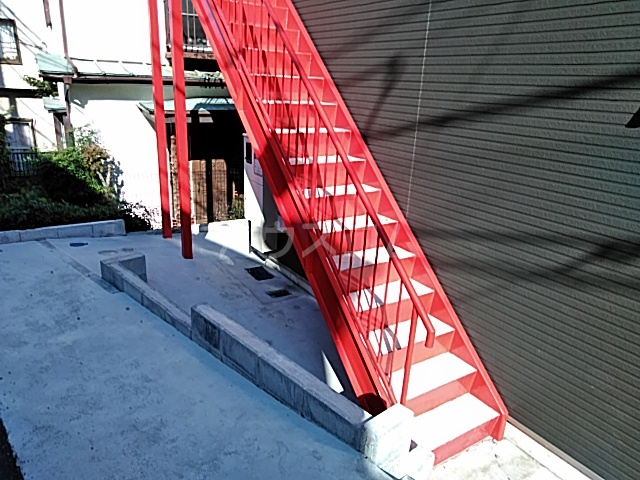 19/24 エントランス